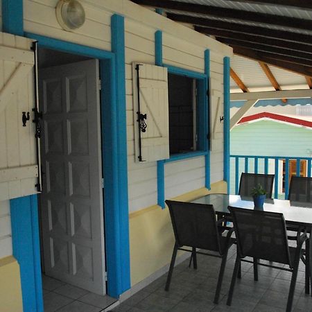 Le Goyavier Apartamento Saint-Pierre Exterior foto